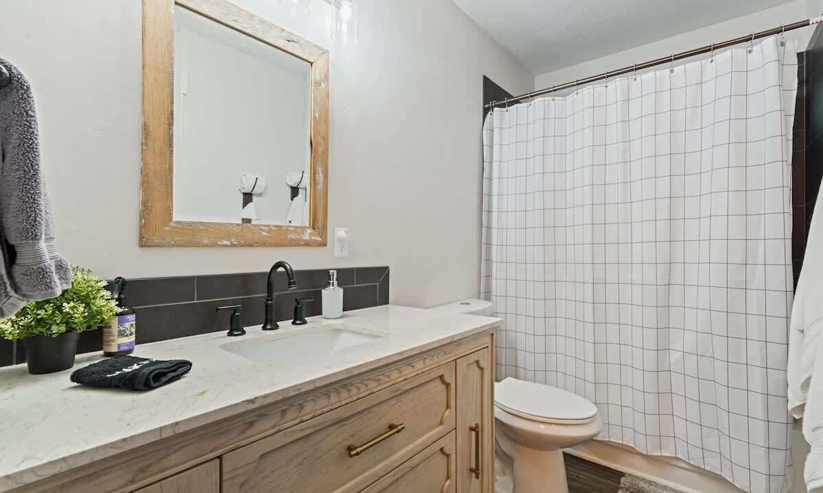 Photo of Bathroom in Caldwell