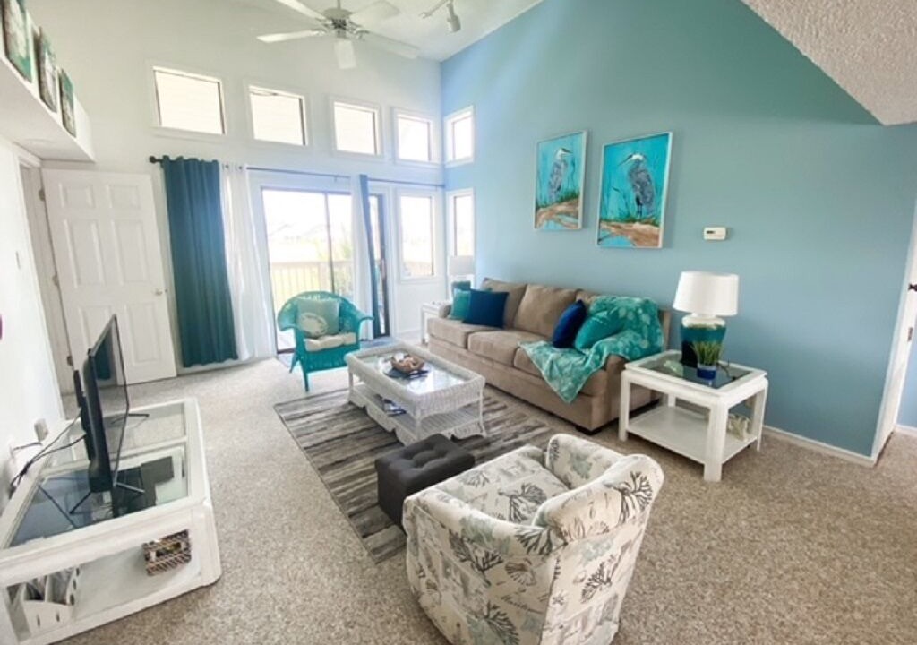 Photo of Livingroom in Little River