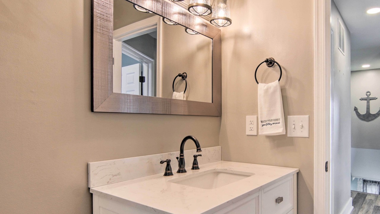 Photo of Bathroom in Caine Woods