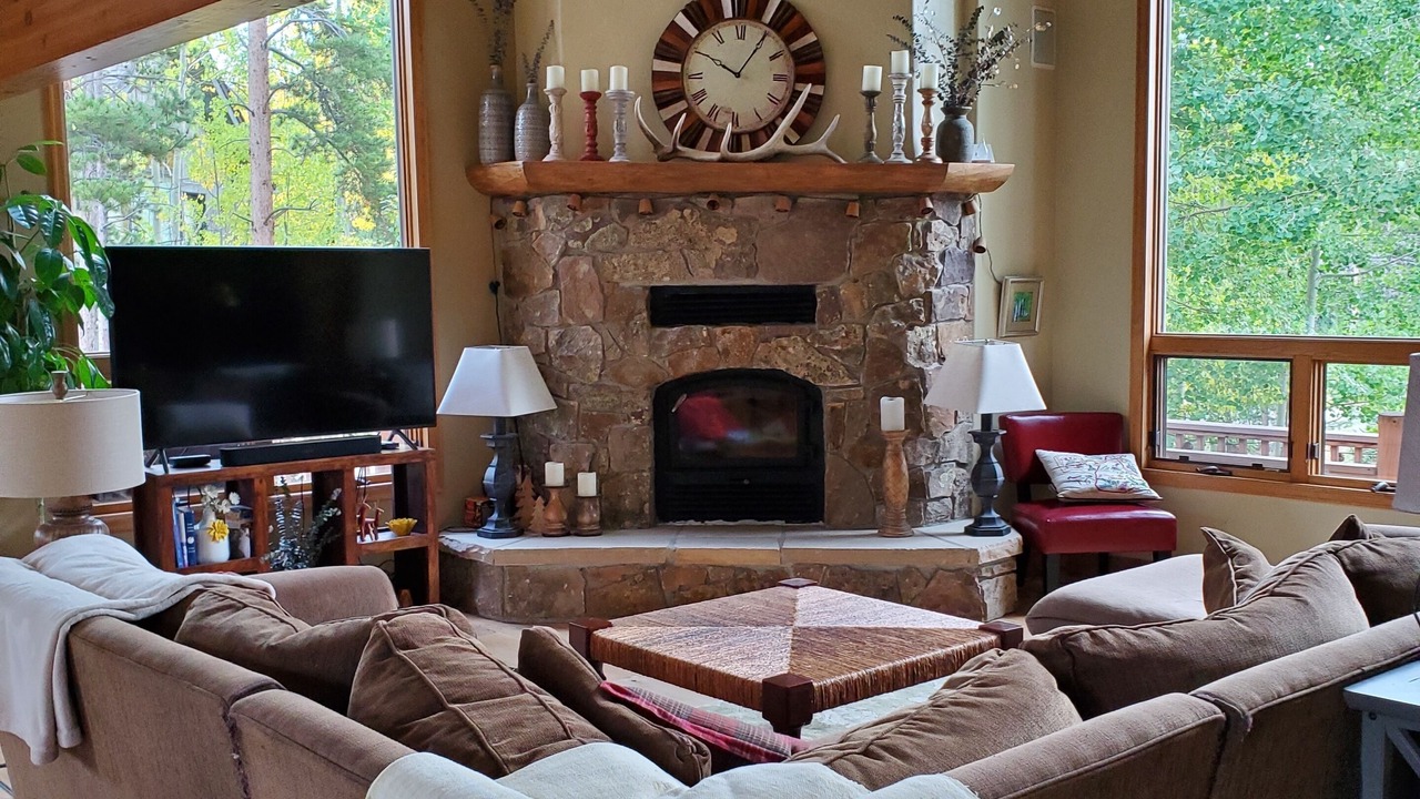 Photo of Livingroom in Christie Heights
