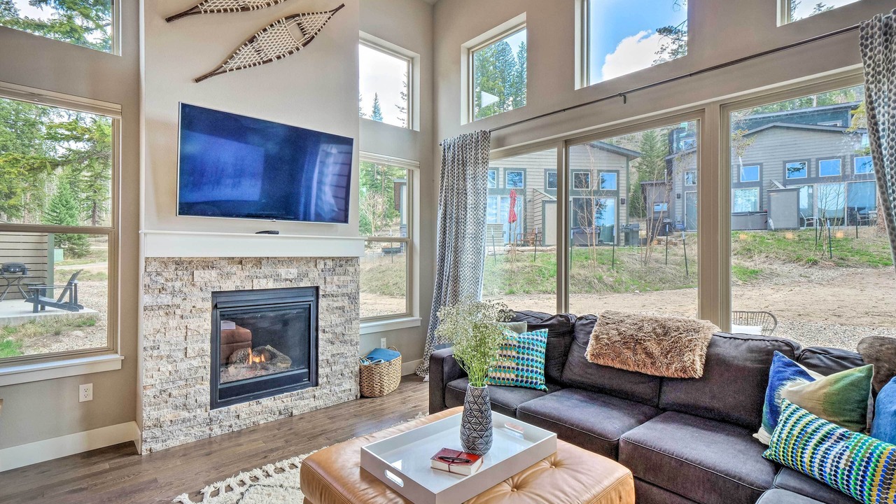 Photo of Livingroom in Rendezvous