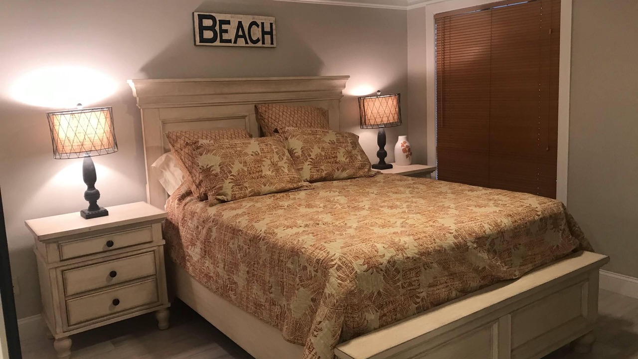Photo of Bedroom in Tierra Verde