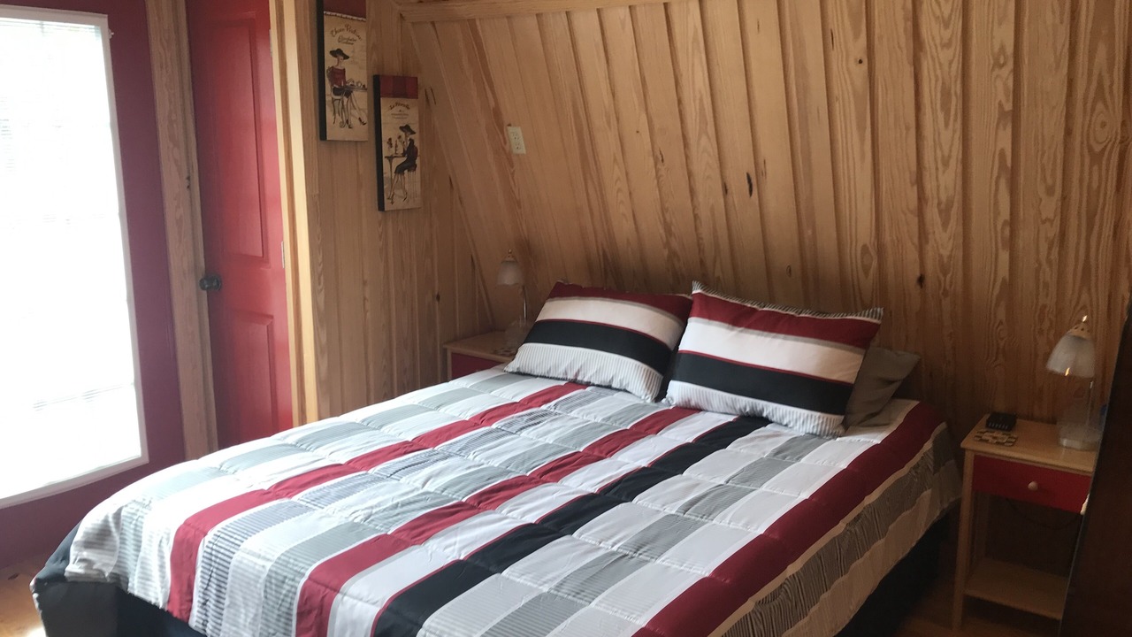 Photo of Bedroom in Pawleys Island