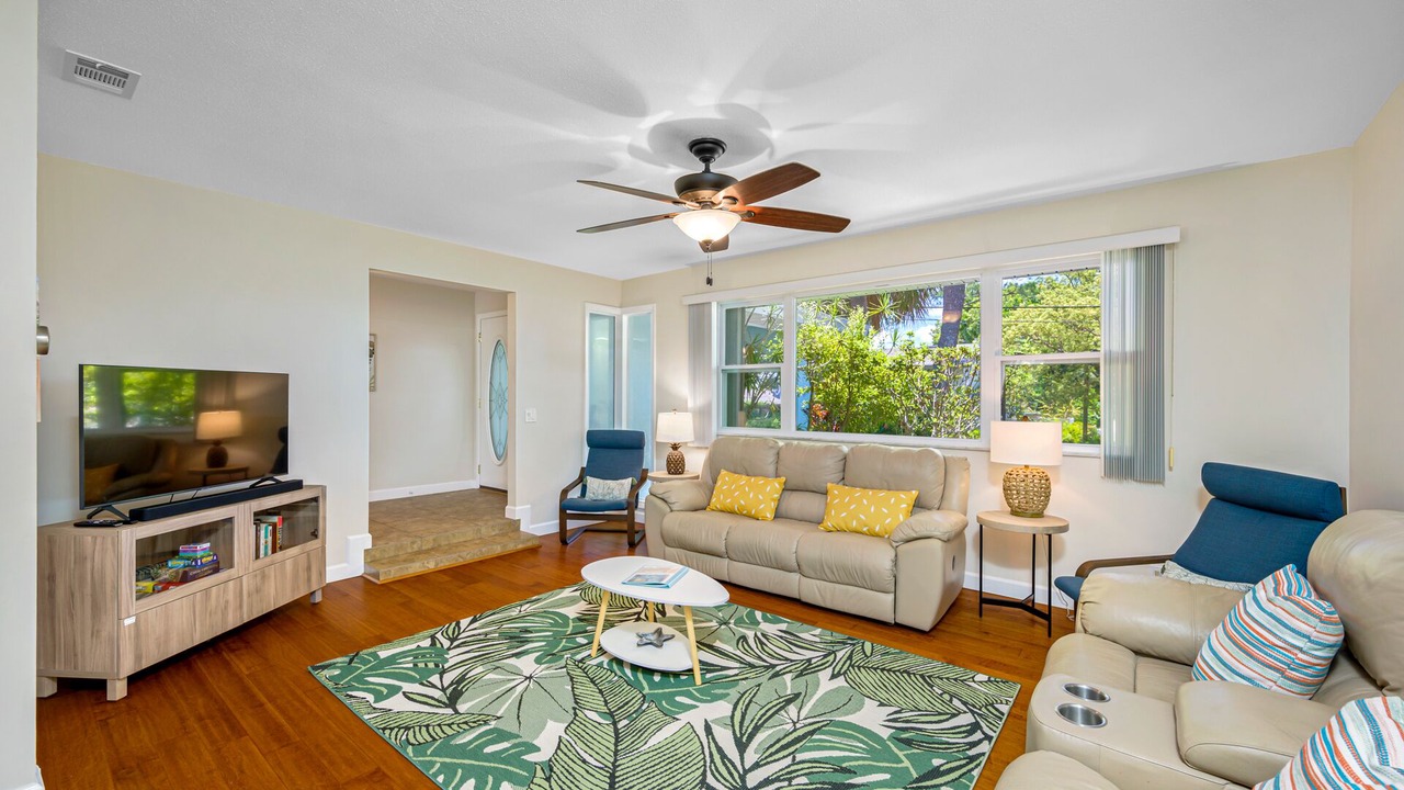 Photo of Bedroom in Harbor Hills