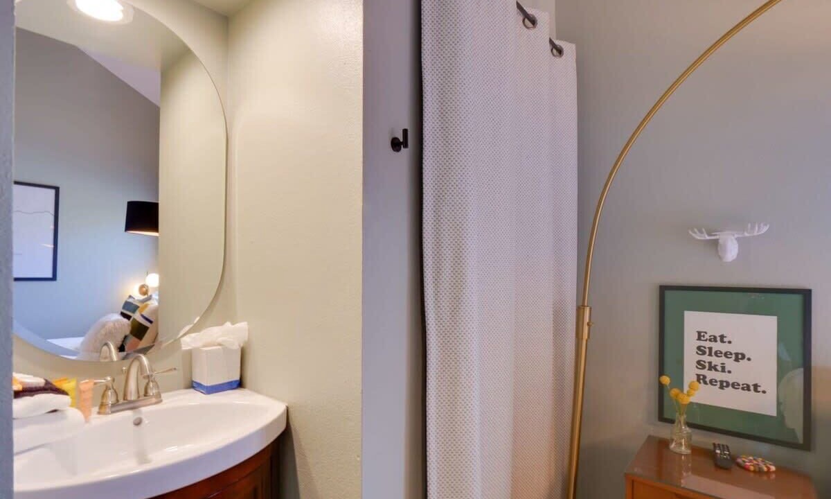 Photo of Bathroom in Wildernest