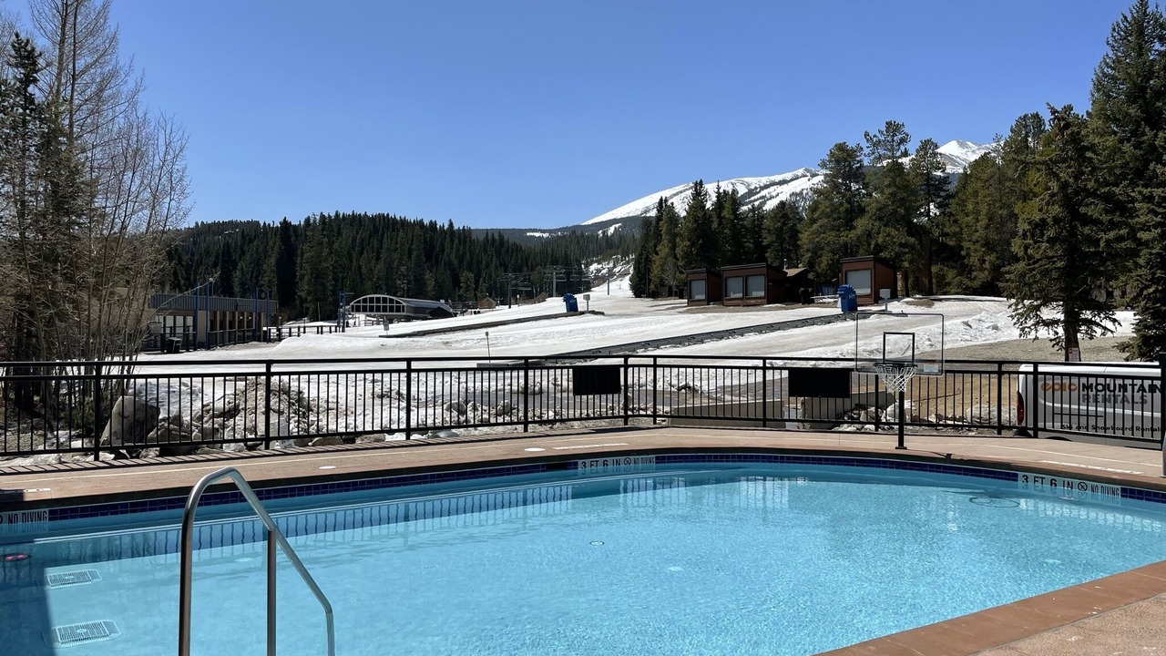 Photo of Outdoor in Peak 9