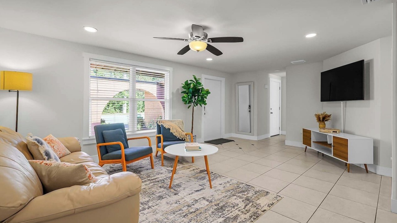 Photo of Livingroom in South Sarasota