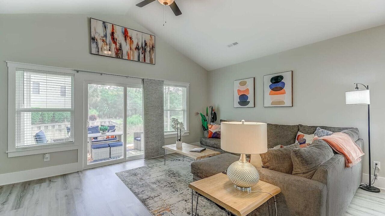 Photo of Livingroom in Little River