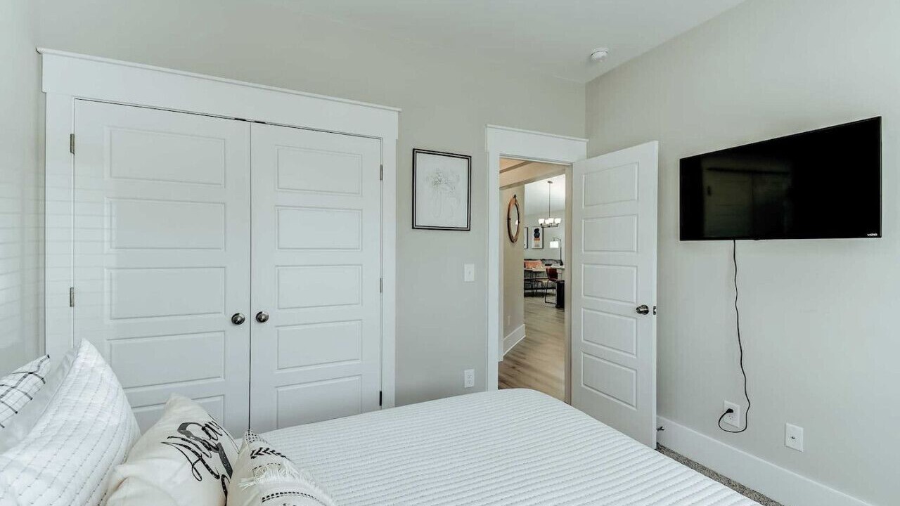 Photo of Bedroom in Little River