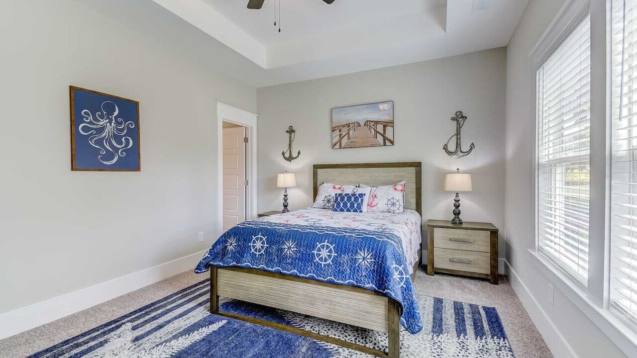 Photo of Bedroom in Little River