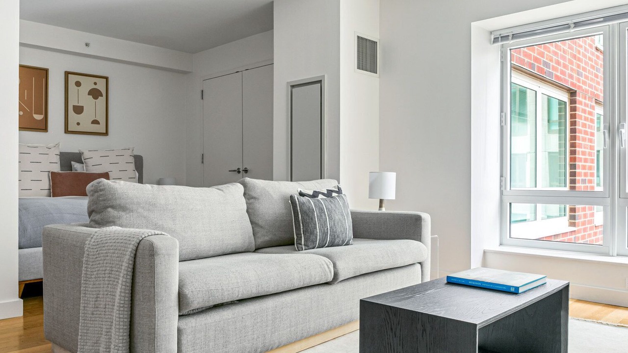 Photo of Livingroom in Back Bay East