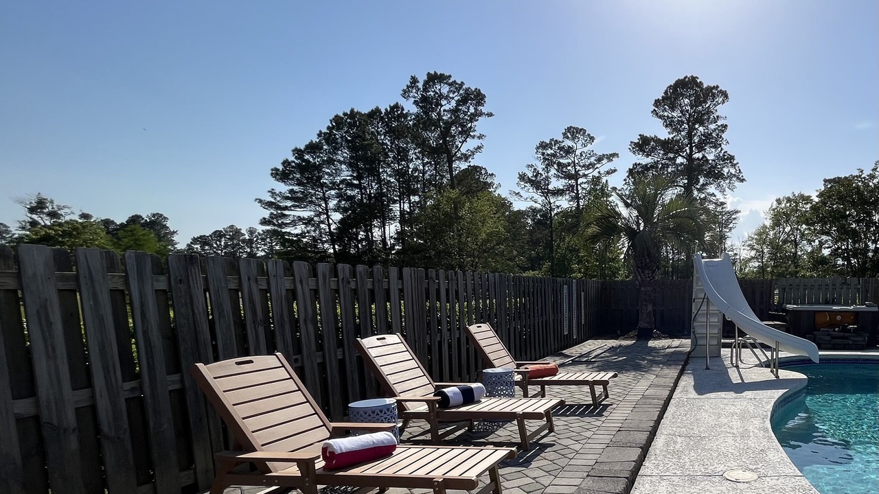 Photo of Outdoor in Longs