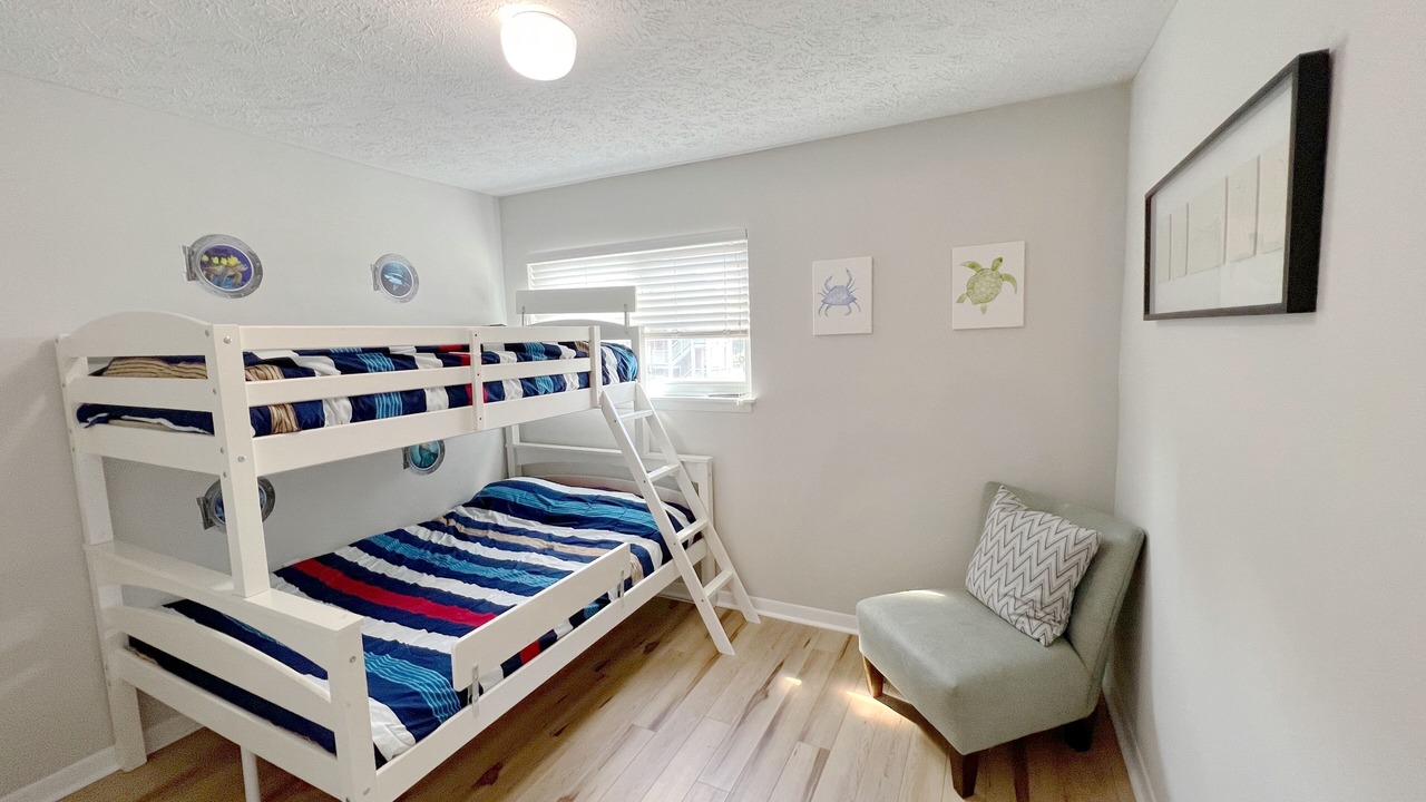Photo of Bedroom in Caswell Beach