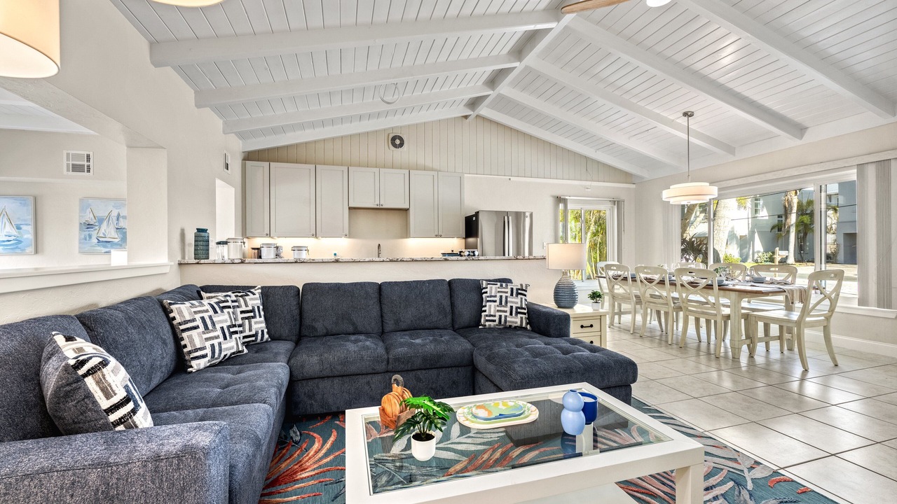 Photo of Livingroom in Siesta Key