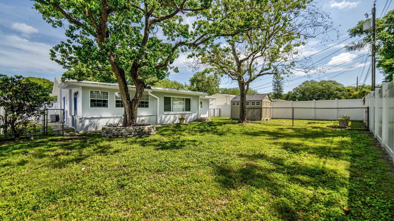 Photo of Outdoor in Largo