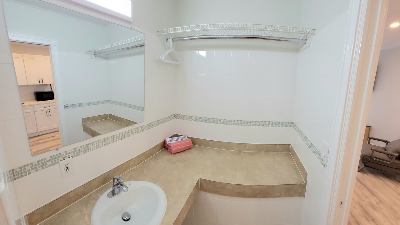 Photo of Bathroom in Treasure Island