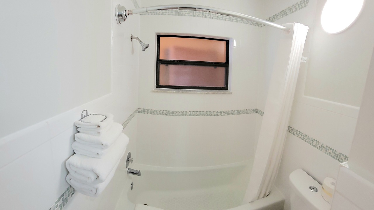 Photo of Bathroom in Treasure Island