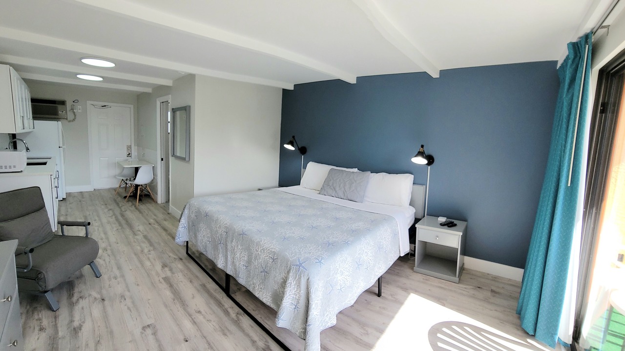 Photo of Bedroom in Treasure Island