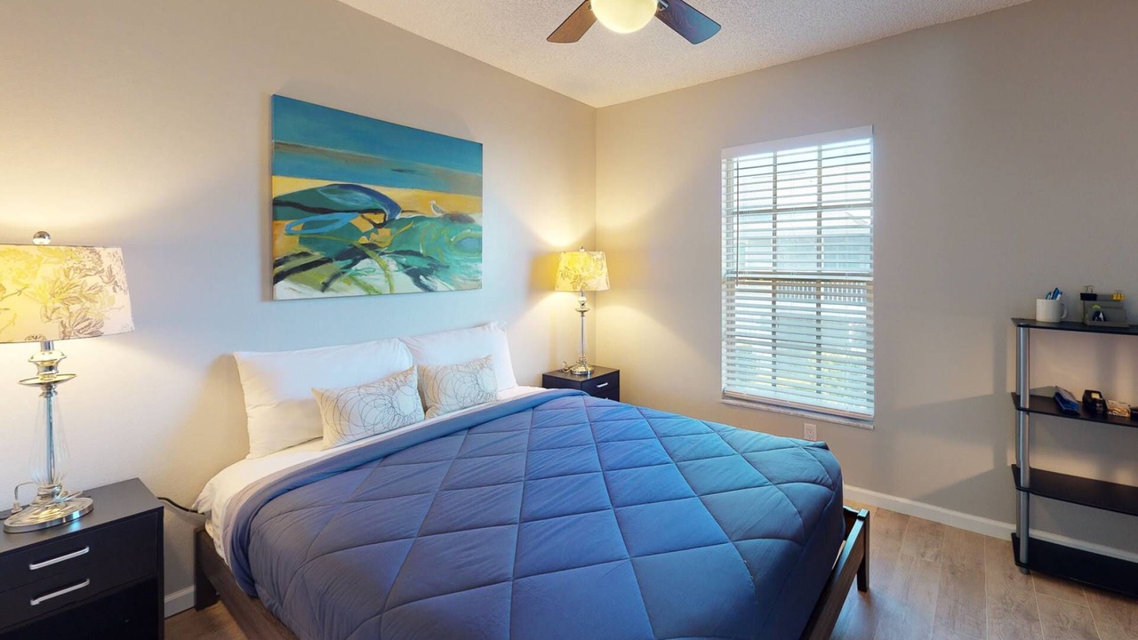 Photo of Bedroom in Capri Isle