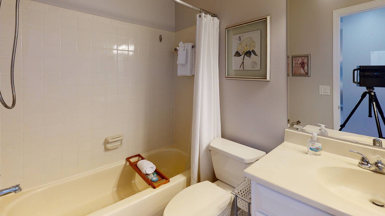 Photo of Bathroom in Capri Isle