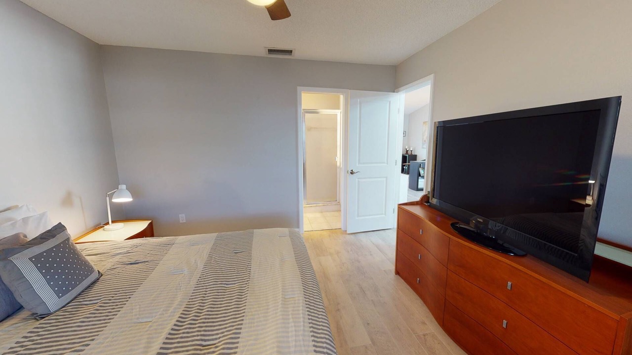 Photo of Bedroom in Capri Isle