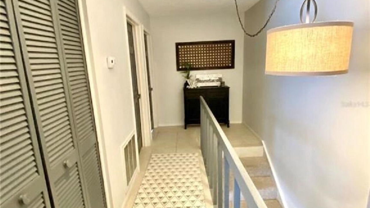 Photo of Bedroom in Capri Isle
