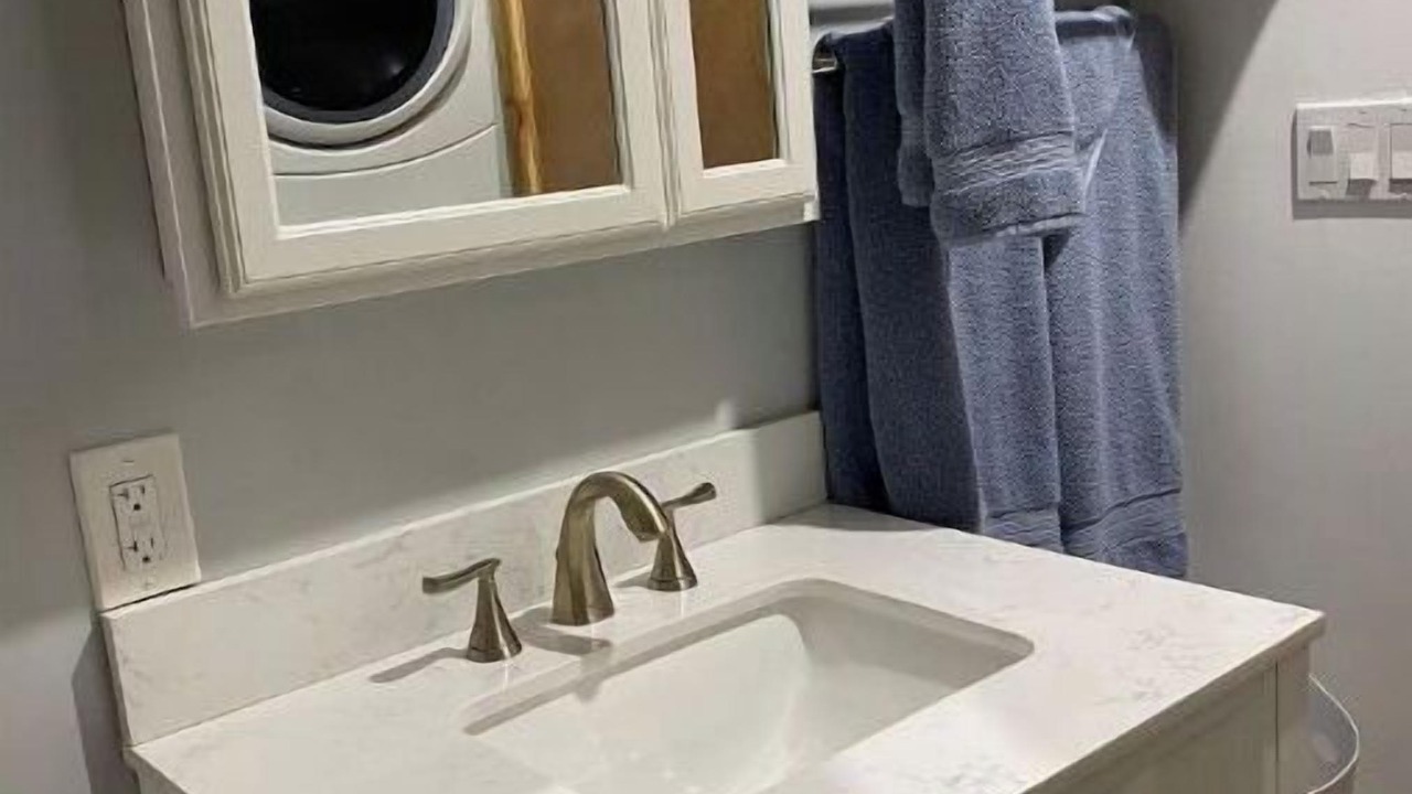 Photo of Bathroom in Kukuihaele