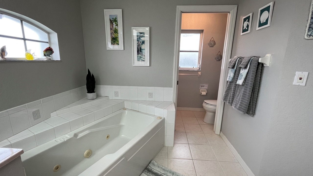 Photo of Bathroom in Broadmoor