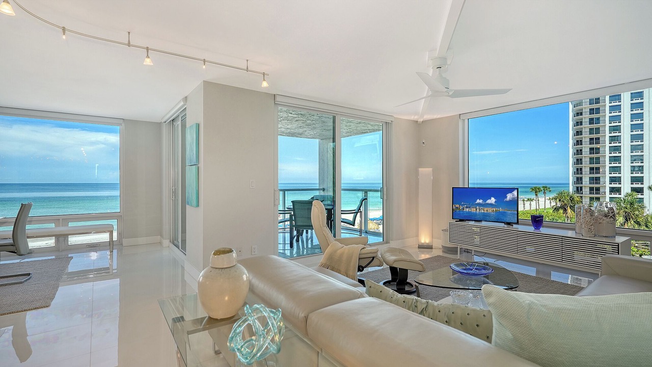 Photo of Livingroom in Longboat Key