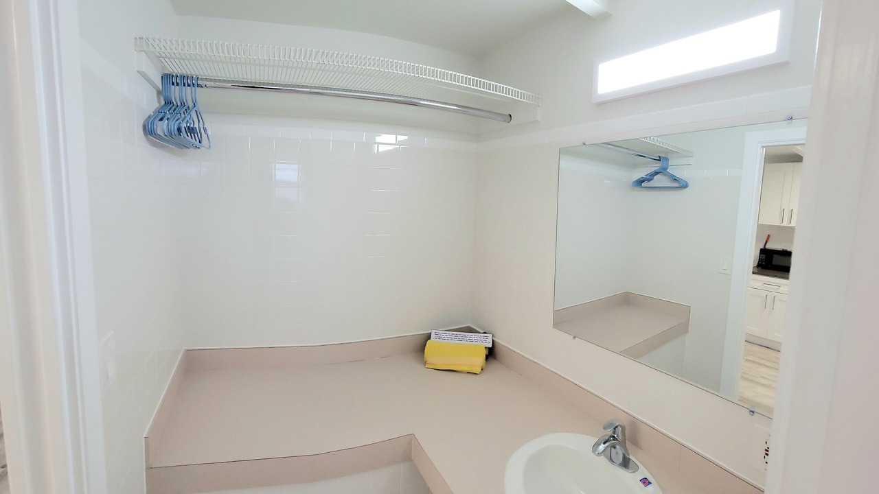 Photo of Bathroom in Treasure Island
