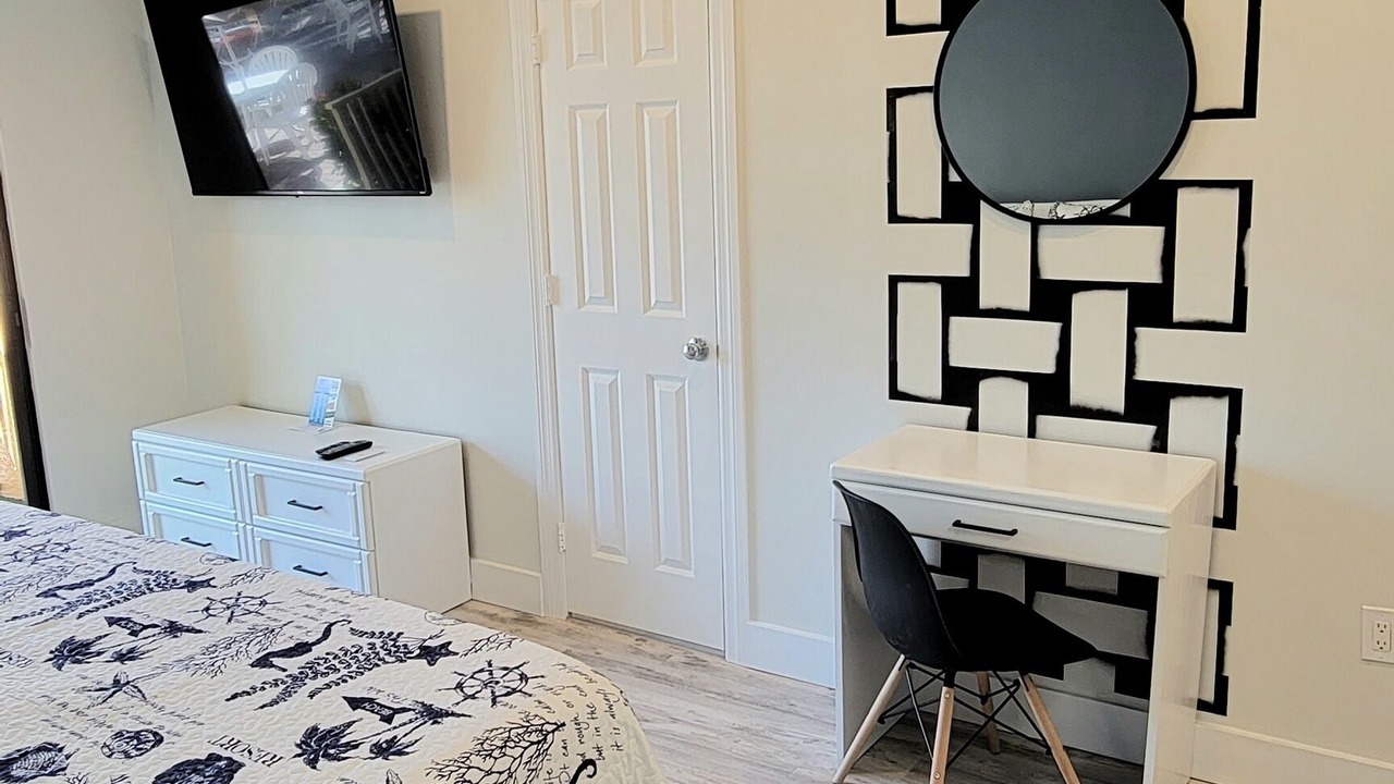 Photo of Bedroom in Treasure Island