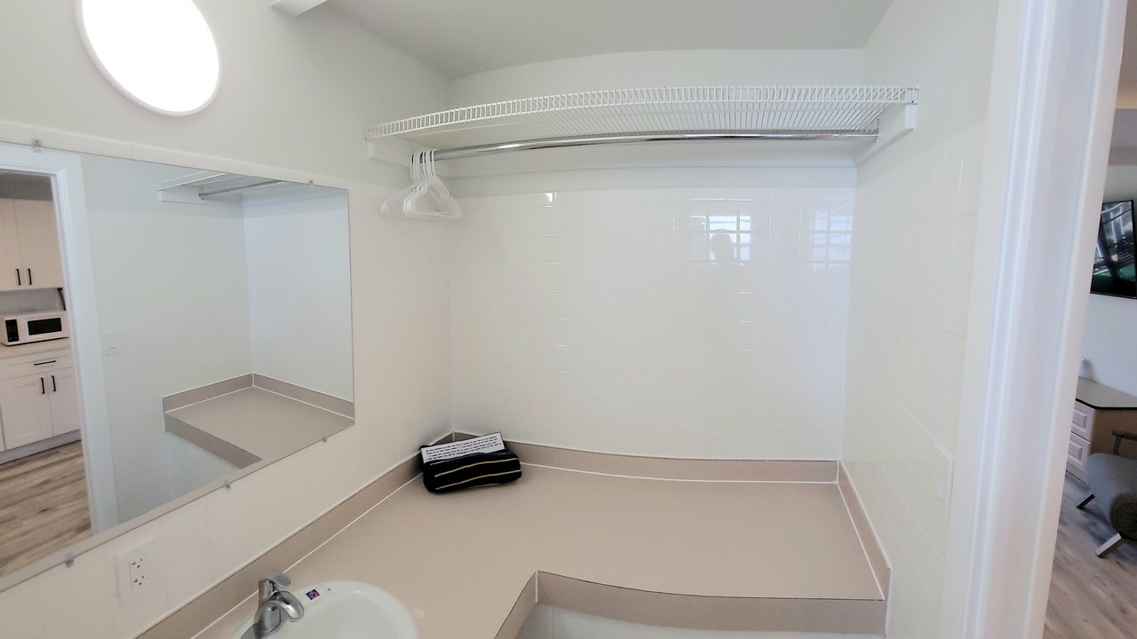 Photo of Bathroom in Treasure Island