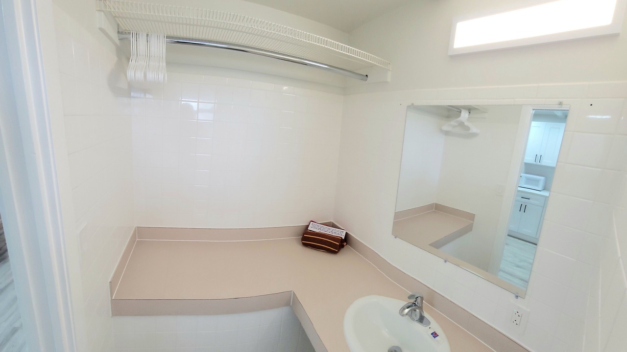 Photo of Bathroom in Treasure Island