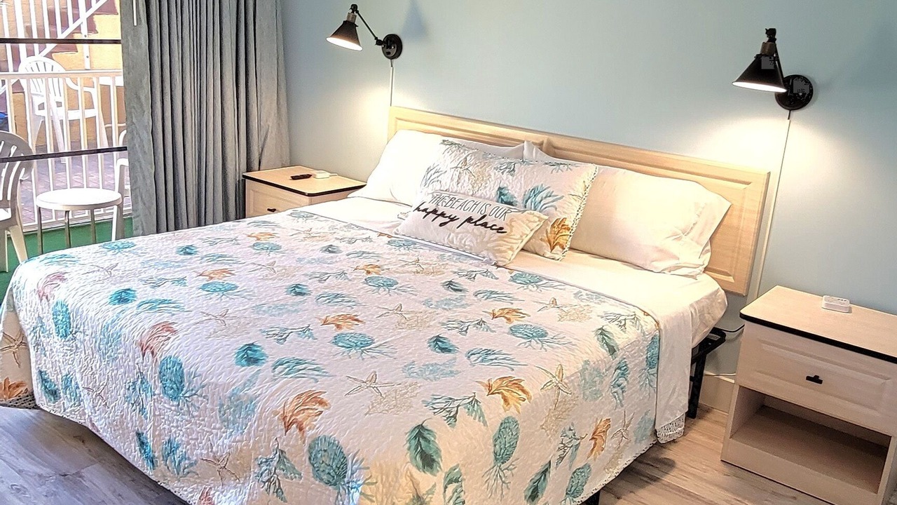 Photo of Bedroom in Treasure Island
