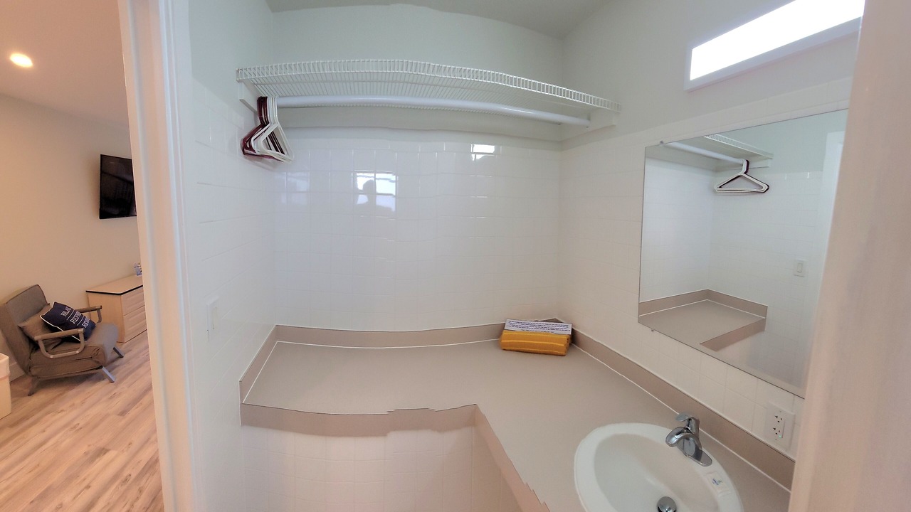 Photo of Bathroom in Treasure Island
