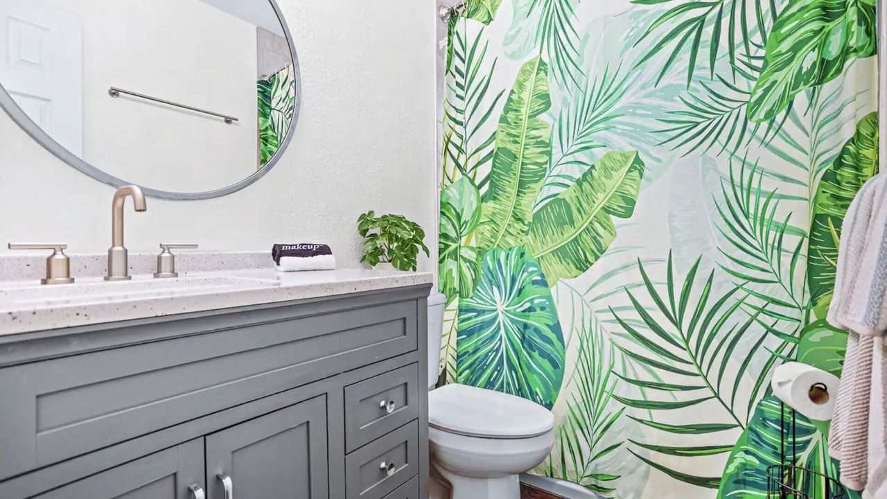 Photo of Bathroom in Anona