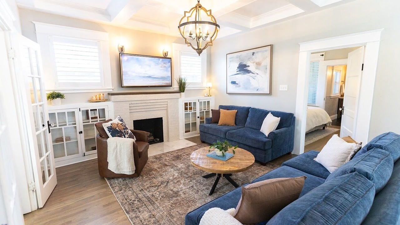 Photo of Bedroom in Bayshore Gardens