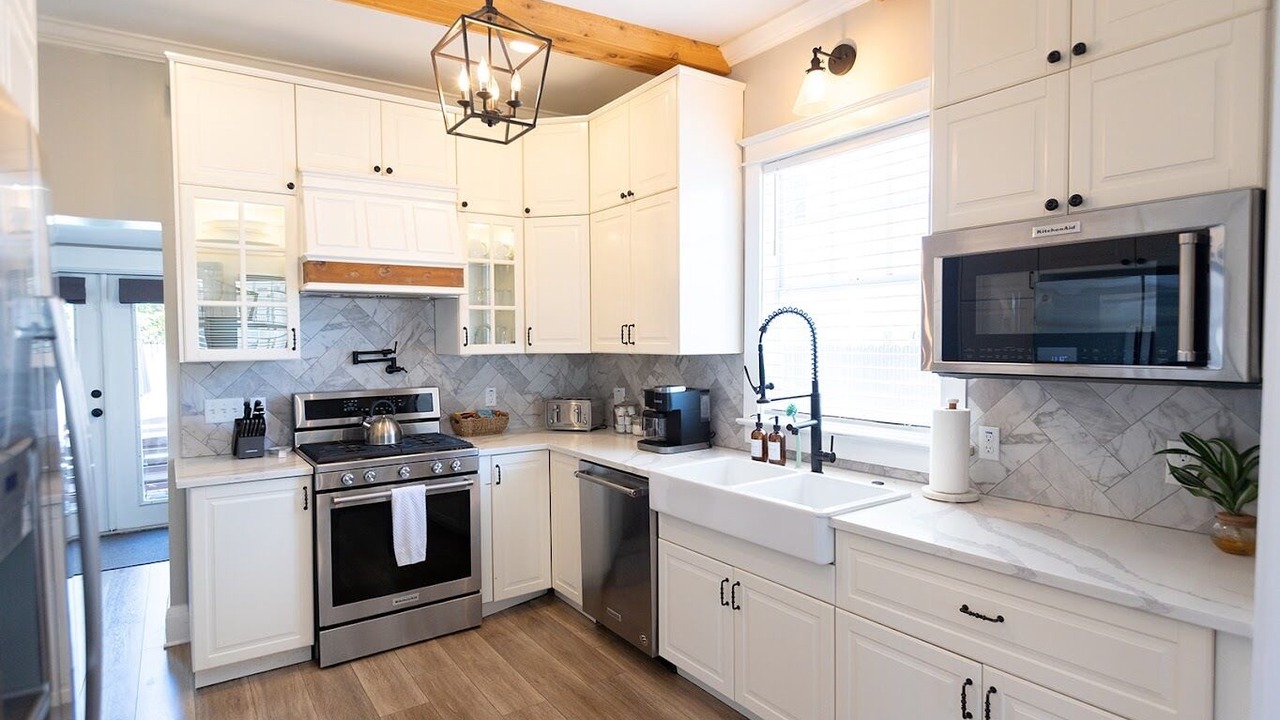 Photo of Kitchen in Bayshore Gardens