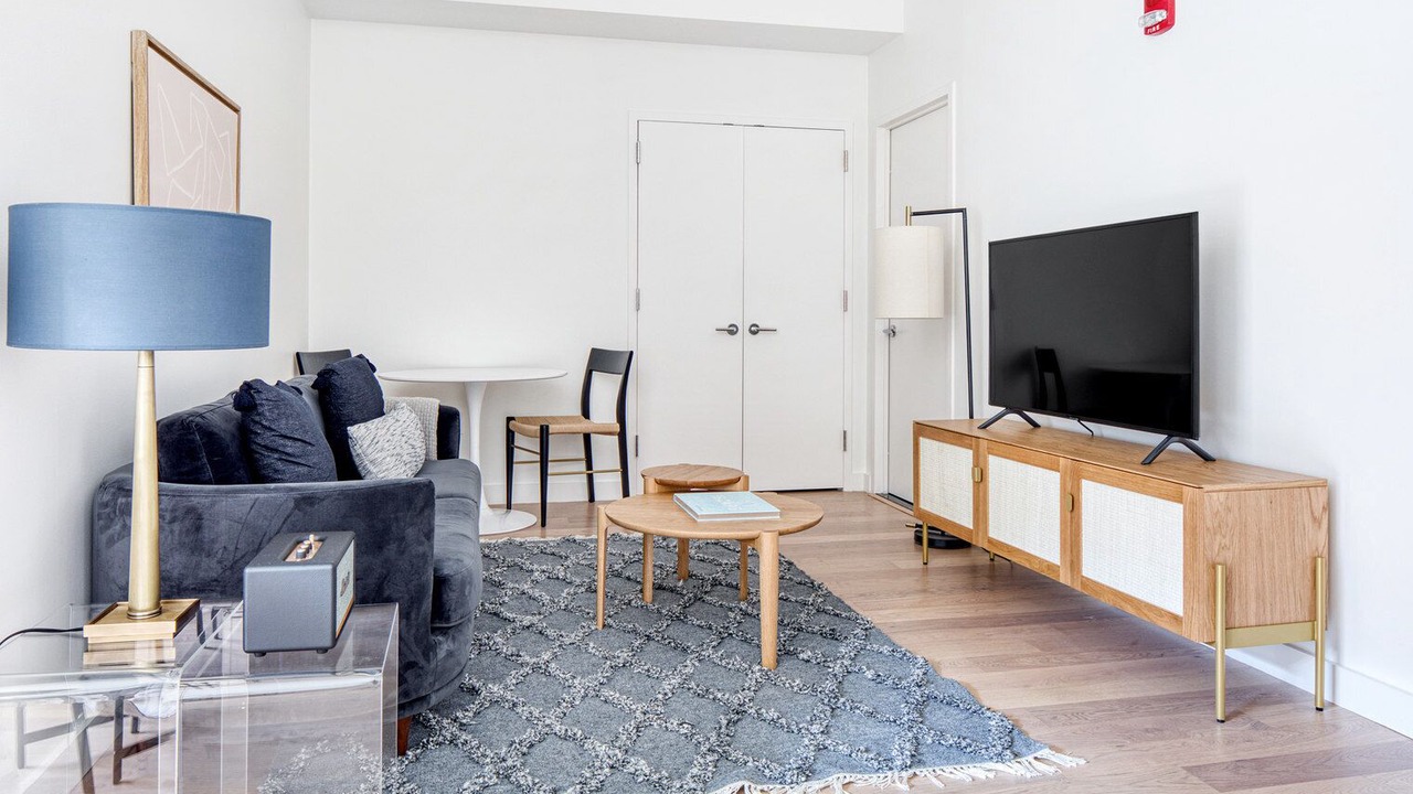 Photo of Livingroom in Back Bay East