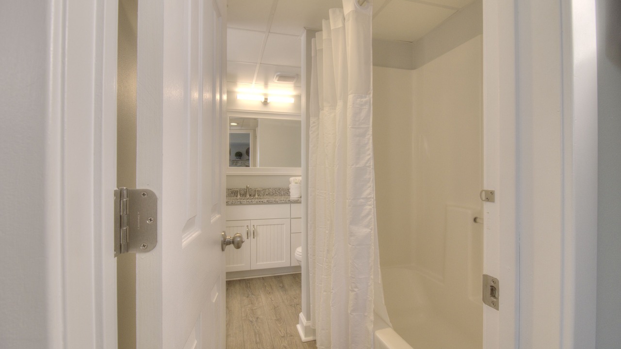 Photo of Bathroom in Ash