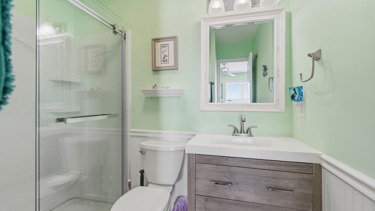 Photo of Bathroom in Holden Beach