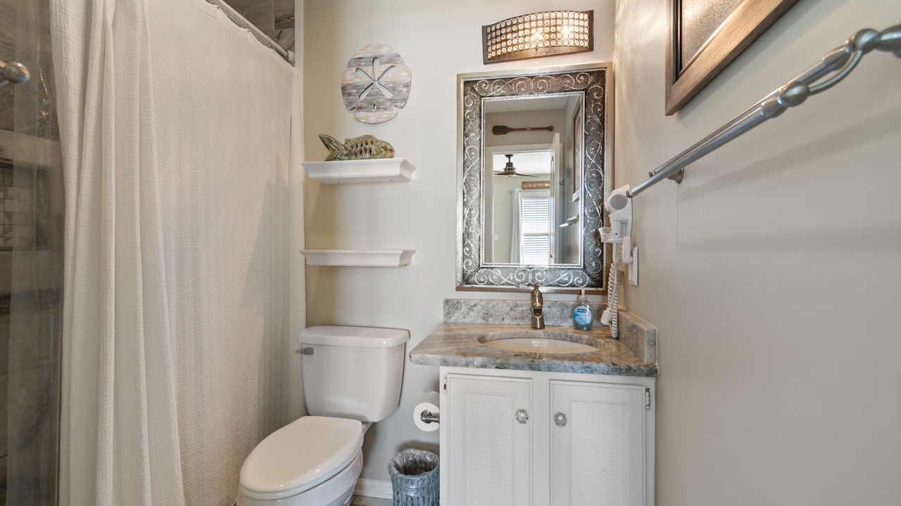 Photo of Bathroom in Holden Beach