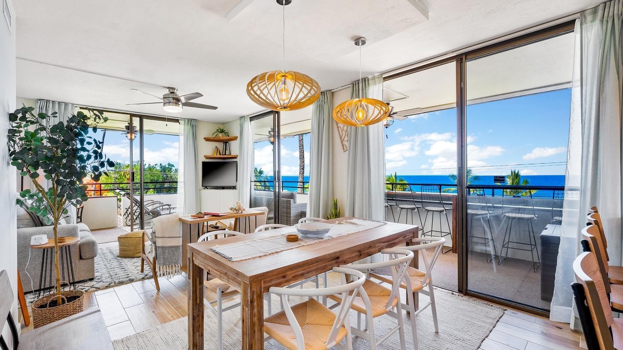 Photo of Bedroom in Kahaluu Bay
