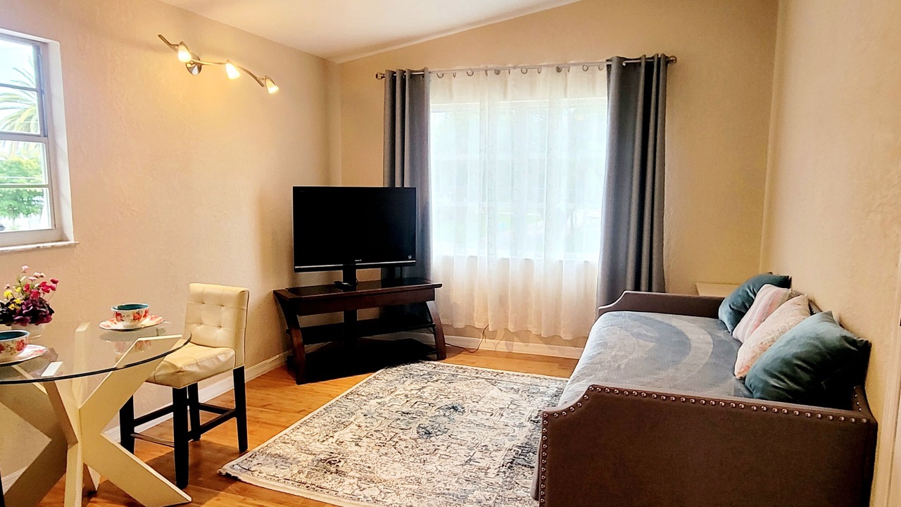 Photo of Livingroom in Southgate