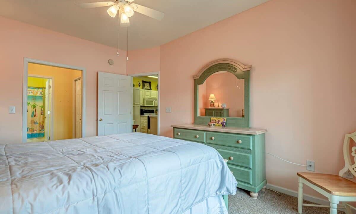 Photo of Bedroom in Carolina Yacht Landing