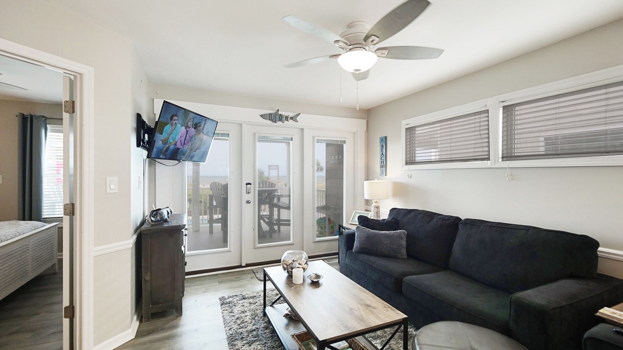 Photo of Livingroom in Holden Beach