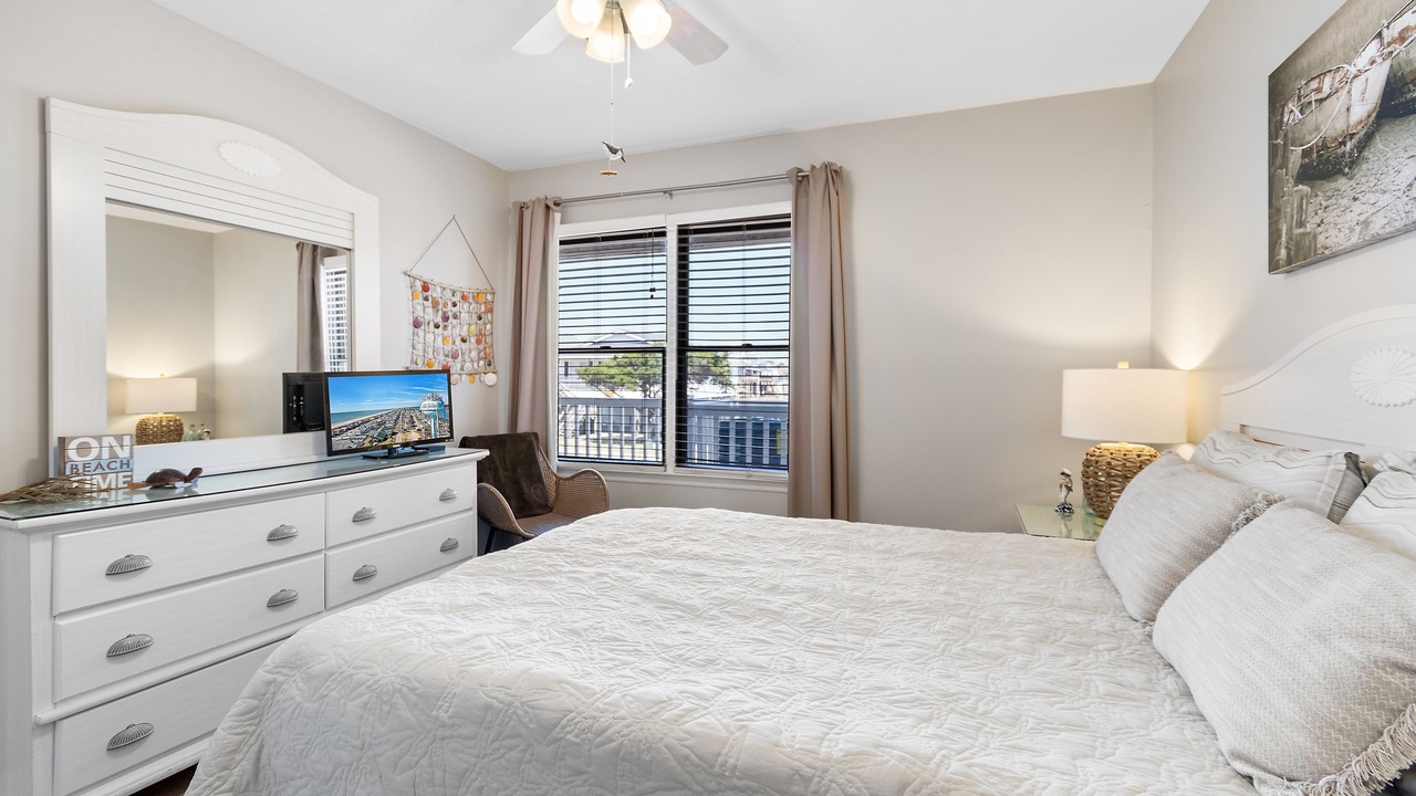 Photo of Bedroom in Holden Beach