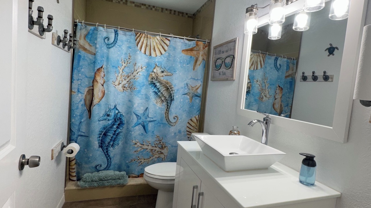 Photo of Bathroom in Largo