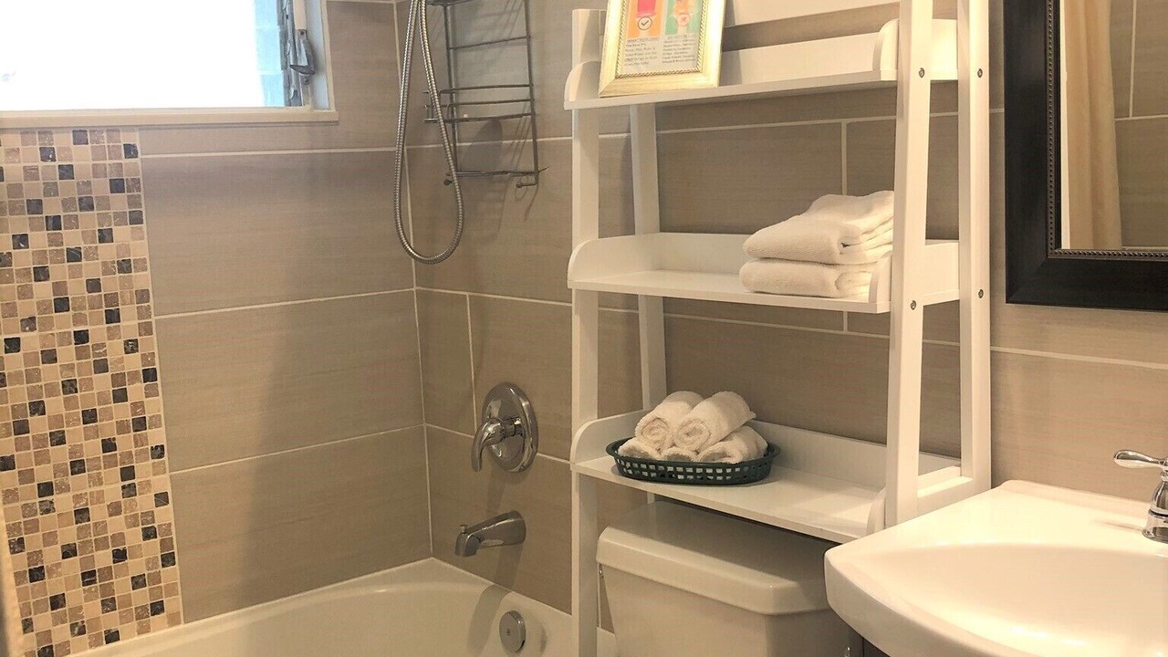 Photo of Bathroom in Ridge Wood Heights