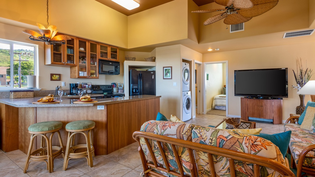 Photo of Livingroom in Kahaluu Bay